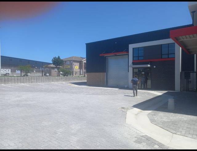 BUSINESS PROPERTY TO RENT IN FAIRVIEW